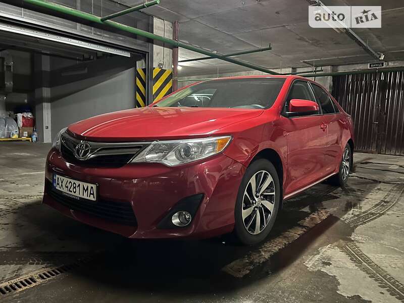 Toyota Camry 2012