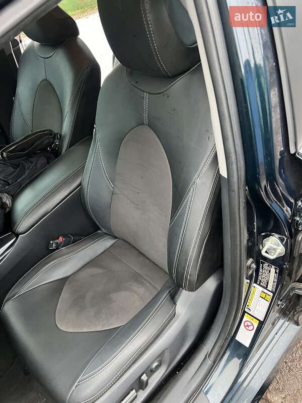 Седан Toyota Camry 2018 в Кривому Розі