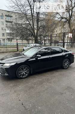 Седан Toyota Camry 2022 в Кременчуге