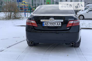 Седан Toyota Camry 2010 в Виннице