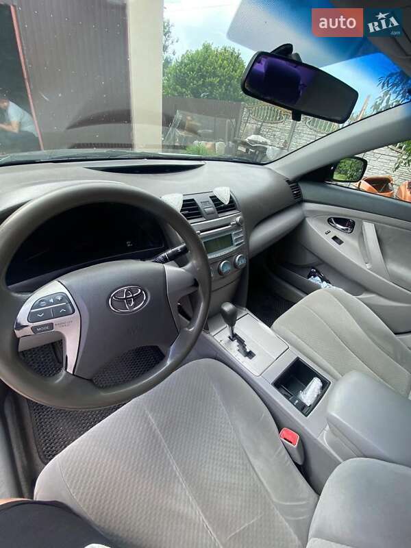 Седан Toyota Camry 2007 в Львові
