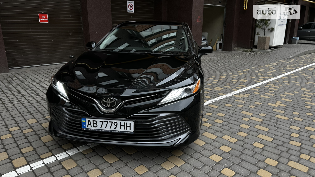2016 Toyota Camry - мініатюра 16