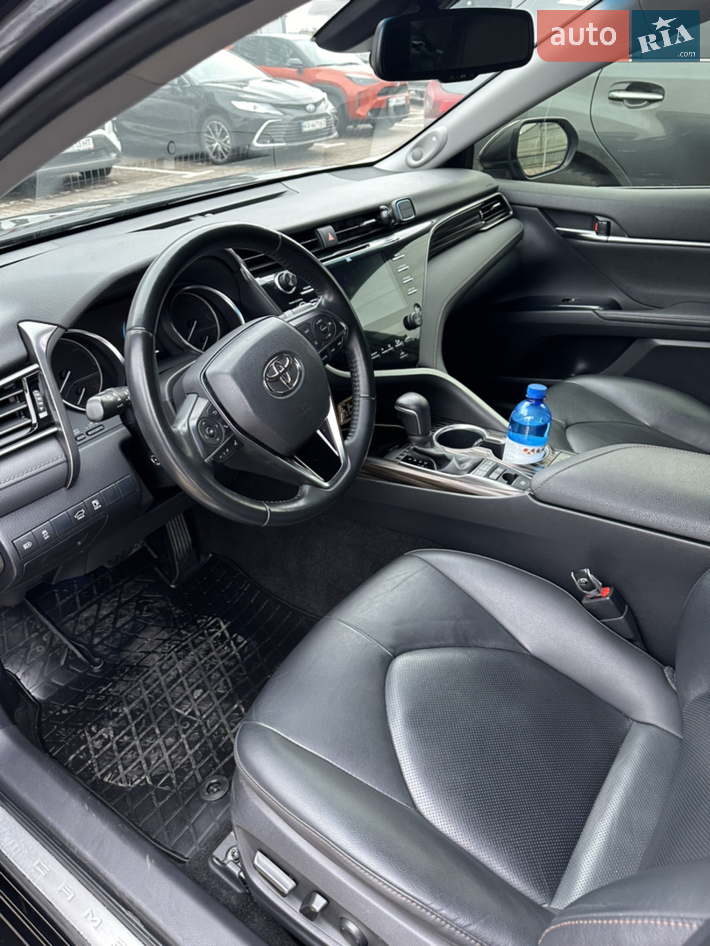 2019 Toyota Camry - мініатюра 3