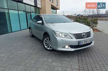 Седан Toyota Camry 2011 в 
