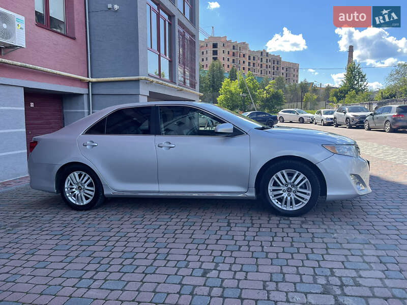 Седан Toyota Camry 2014 в Івано-Франківську фото 4 Седан Toyota Camry 2014 в Івано-Франківську