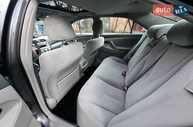 Седан Toyota Camry 2010 в Ивано-Франковске