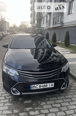 Седан Toyota Camry 2014 в Львове