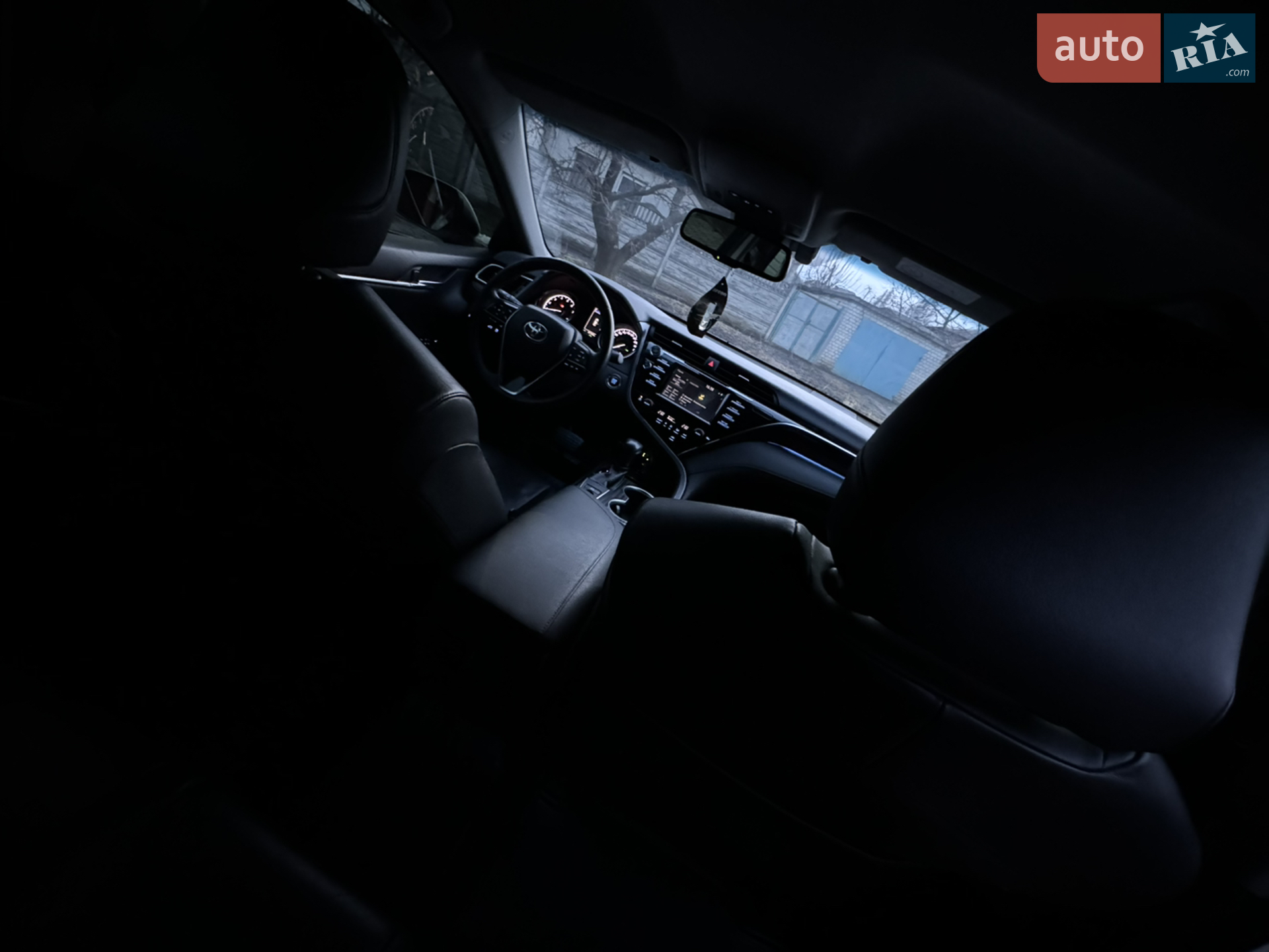 2018 Toyota Camry - мініатюра 11