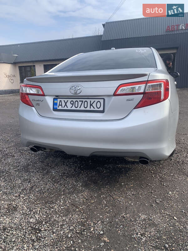 Седан Toyota Camry 2014 в Харькове фото 4 Седан Toyota Camry 2014 в Харькове