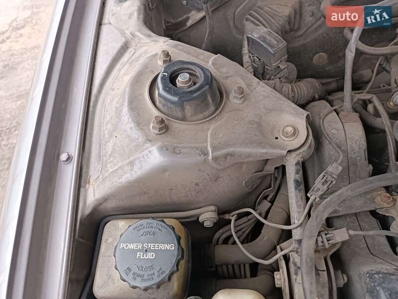 Седан Toyota Camry 1994 в Доманевке