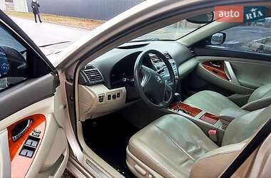 Седан Toyota Camry 2008 в Киеве