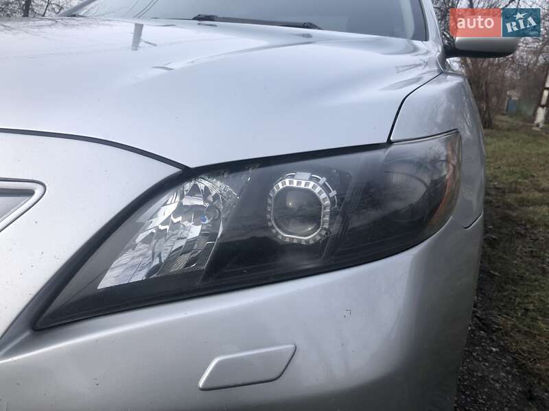 Седан Toyota Camry 2007 в Глобиному