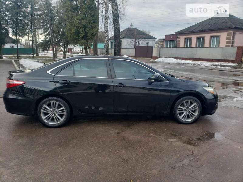 Седан Toyota Camry 2014 в Прилуках