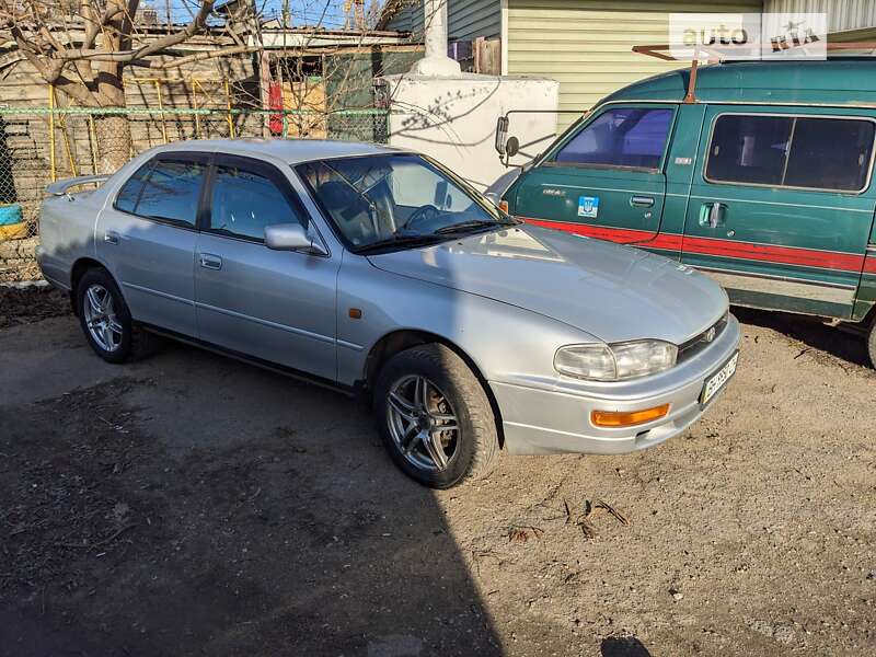 Седан Toyota Camry 1992 в Одессе