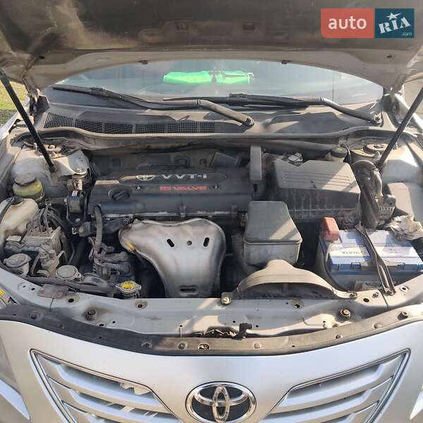 Седан Toyota Camry 2006 в Черноморске