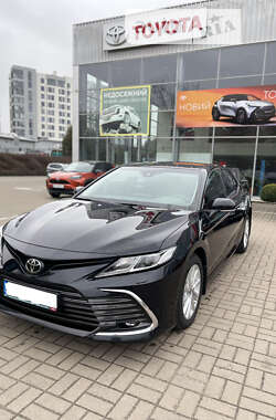 Седан Toyota Camry 2021 в Луцке