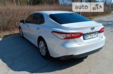 Седан Toyota Camry 2017 в Одессе