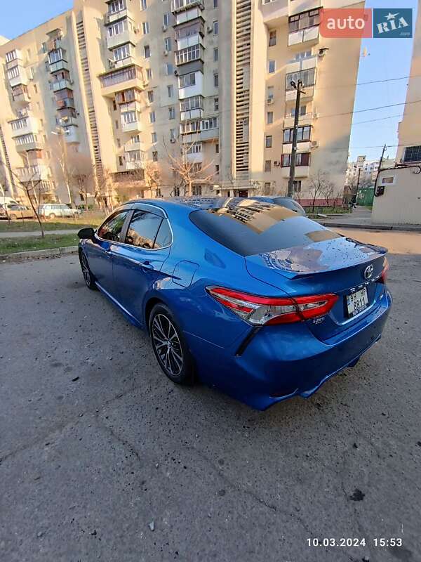 Седан Toyota Camry 2017 в Одесі