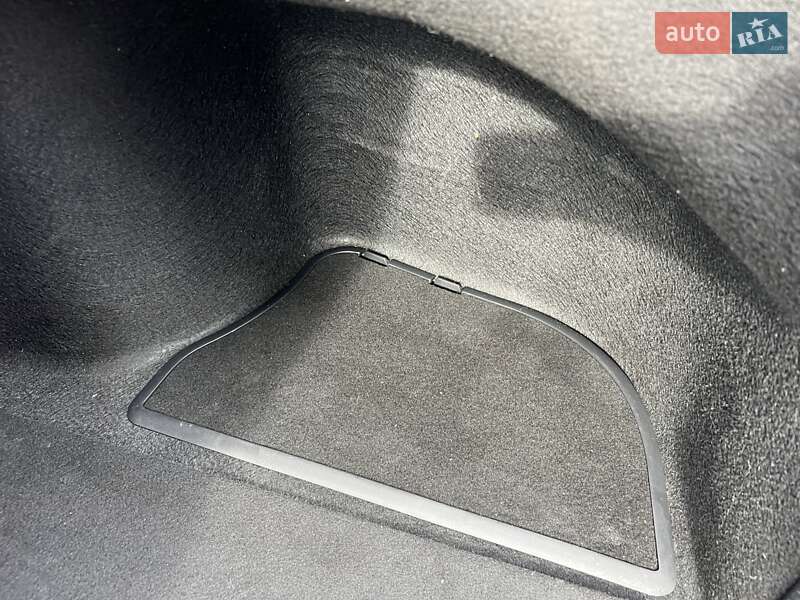 Седан Toyota Camry 2020 в Львове