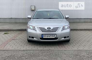 Седан Toyota Camry 2007 в Ужгороді