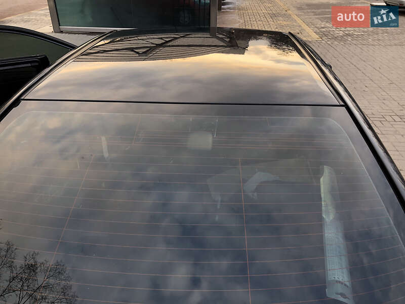 Седан Toyota Camry 2016 в Києві