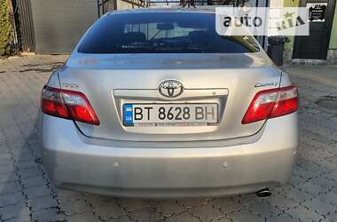 Седан Toyota Camry 2008 в Черновцах