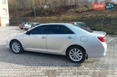 Седан Toyota Camry 2011 в 