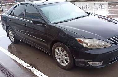 Седан Toyota Camry 2005 в Львові