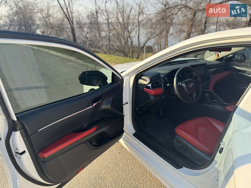 Седан Toyota Camry 2021 в Днепре фото 10 Седан Toyota Camry 2021 в Днепре
