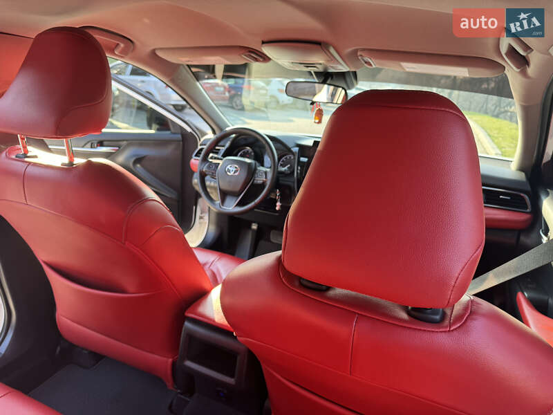 Седан Toyota Camry 2021 в Днепре фото 18 Седан Toyota Camry 2021 в Днепре