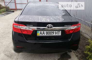 Седан Toyota Camry 2013 в Києві