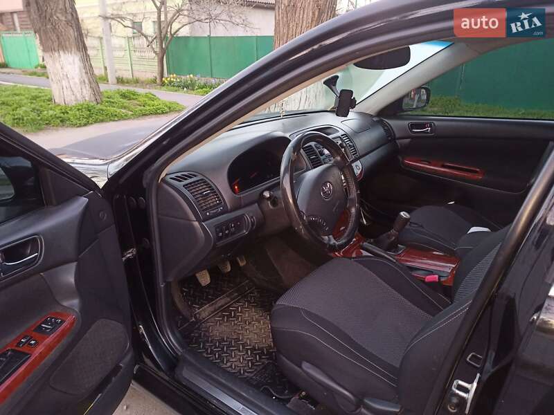 Седан Toyota Camry 2005 в Ізмаїлі