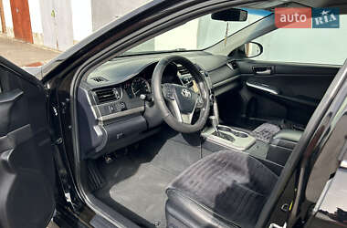 Седан Toyota Camry 2012 в Луцьку