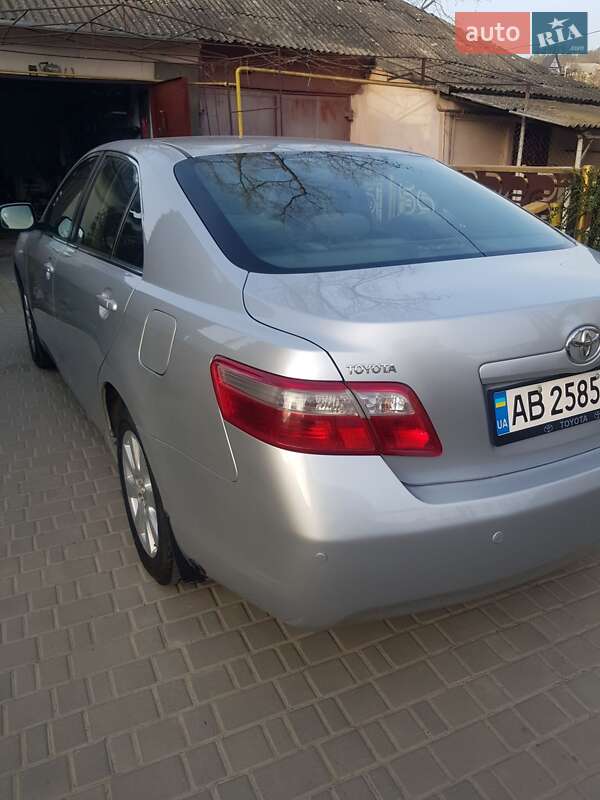 Седан Toyota Camry 2008 в Могилів-Подільському