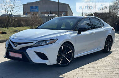 Седан Toyota Camry 2018 в 