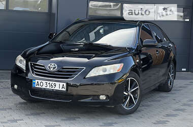 Седан Toyota Camry 2008 в Хусте