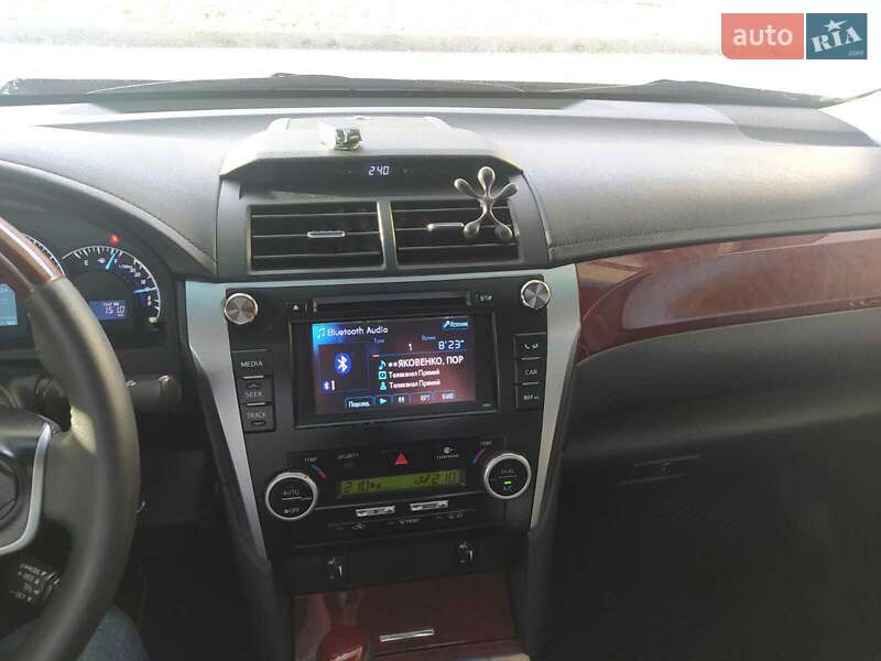 Седан Toyota Camry 2012 в Броварах