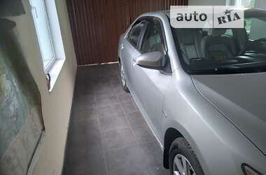 Седан Toyota Camry 2012 в Луцке