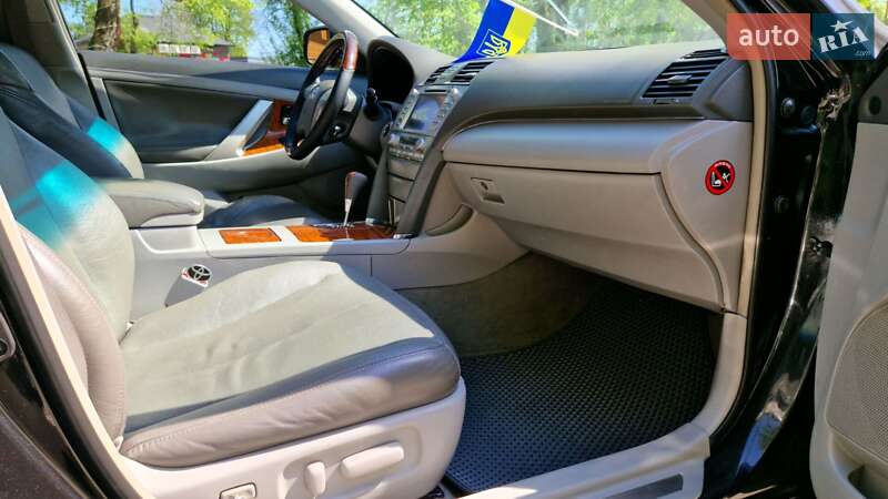 Седан Toyota Camry 2007 в Самборе