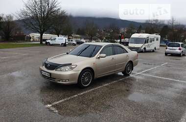 Седан Toyota Camry 2003 в Києві