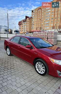 Седан Toyota Camry 2013 в Тернополе