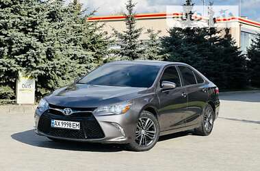 Седан Toyota Camry 2015 в Харькове