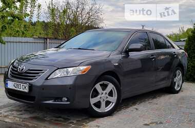 Седан Toyota Camry 2006 в Виннице