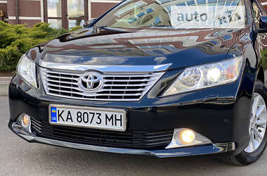 Седан Toyota Camry 2012 в Умани
