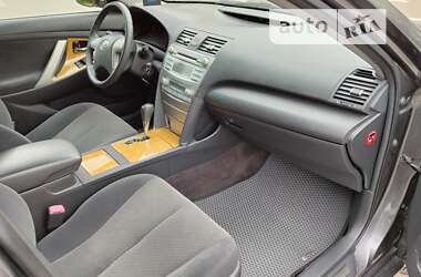 Седан Toyota Camry 2007 в Одессе