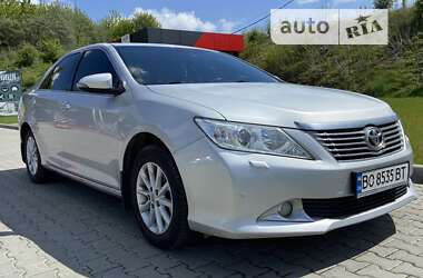 Седан Toyota Camry 2012 в Тернополі