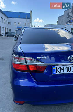 Седан Toyota Camry 2015 в Житомире