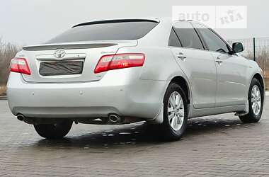 Седан Toyota Camry 2008 в Желтых Водах