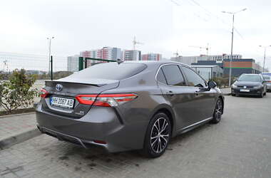 Седан Toyota Camry 2019 в Одессе