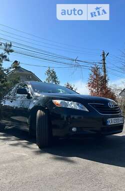 Седан Toyota Camry 2007 в Киеве